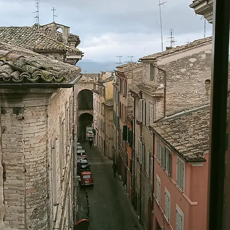 Gasthuis Via Crispi Centro Storico Macerata