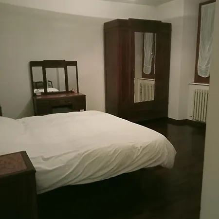 Via Crispi Centro Storico