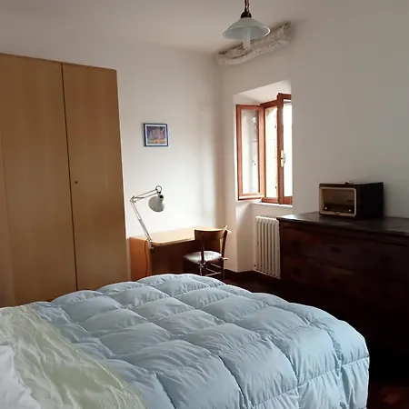 Via Crispi Centro Storico *