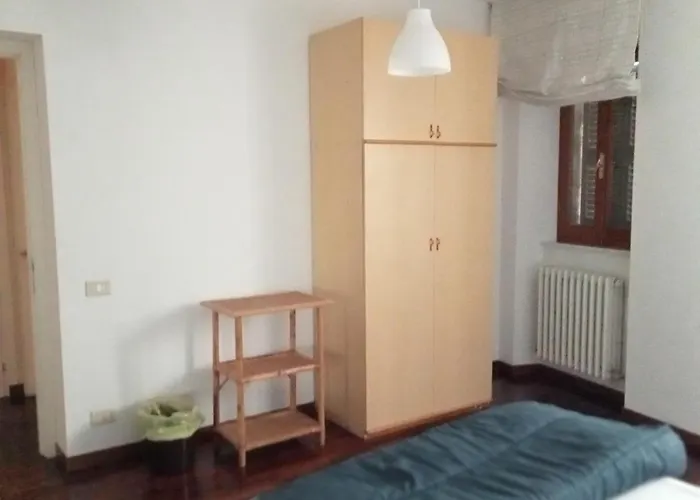 Via Crispi Centro Storico *